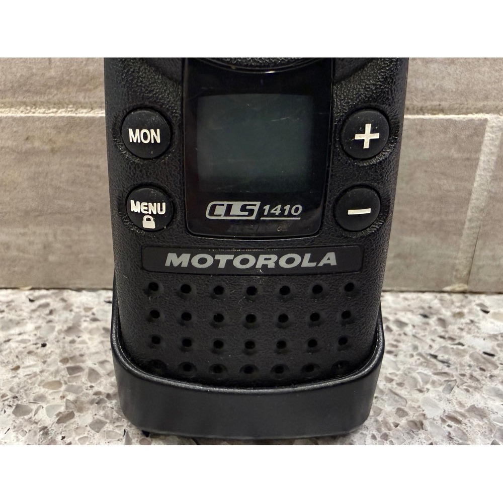 Motorola CLS 1410 2 Way Radio with Belt Clip and Rechargable Battery *untested* - Picture 2 of 8